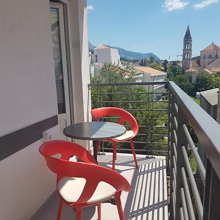 Palladium II City Center Apartments Макарська Екстер'єр фото