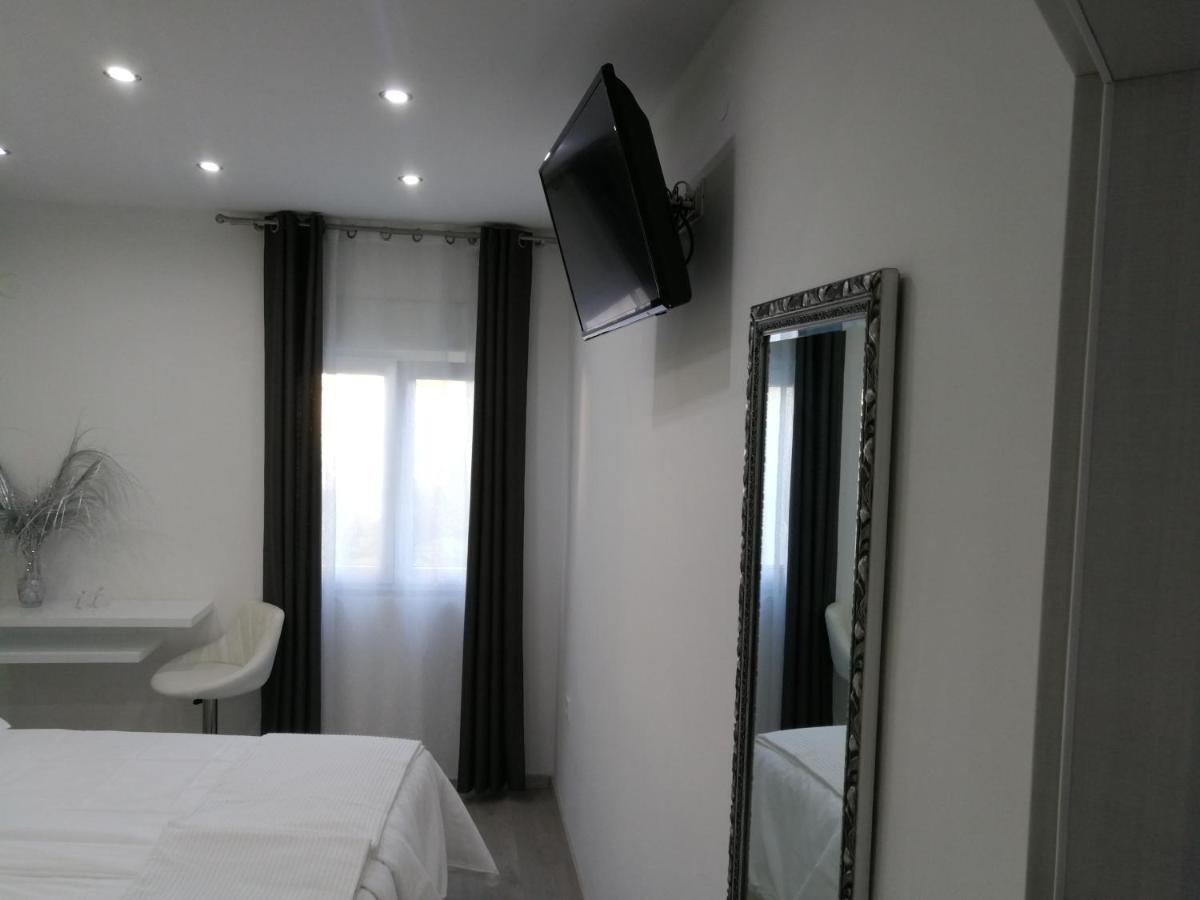 Palladium II City Center Apartments Макарська Екстер'єр фото