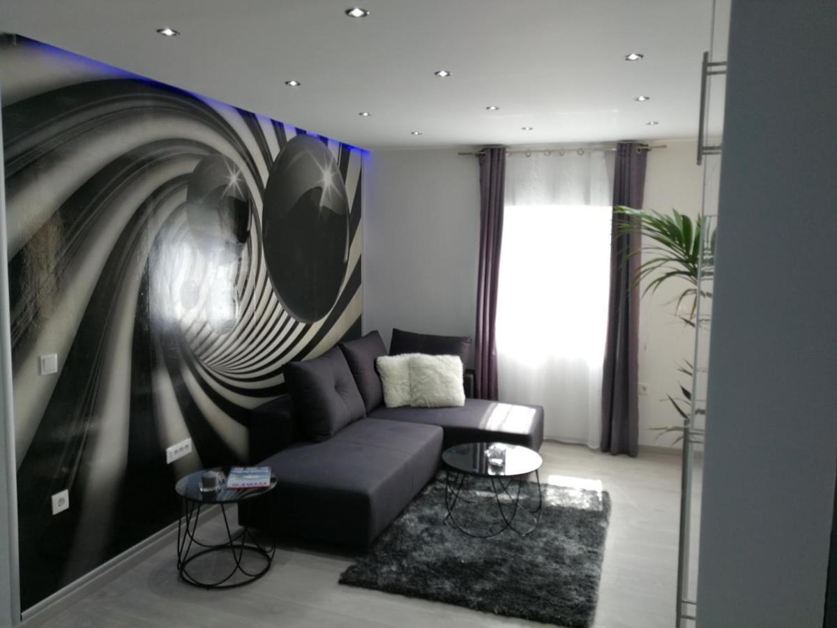 Palladium II City Center Apartments Макарська Екстер'єр фото