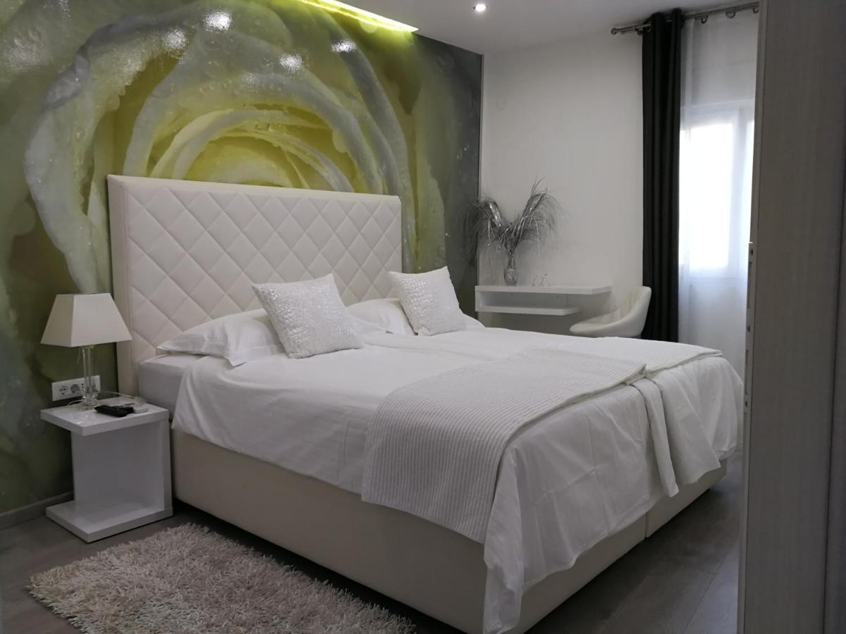 Palladium II City Center Apartments Макарська Екстер'єр фото