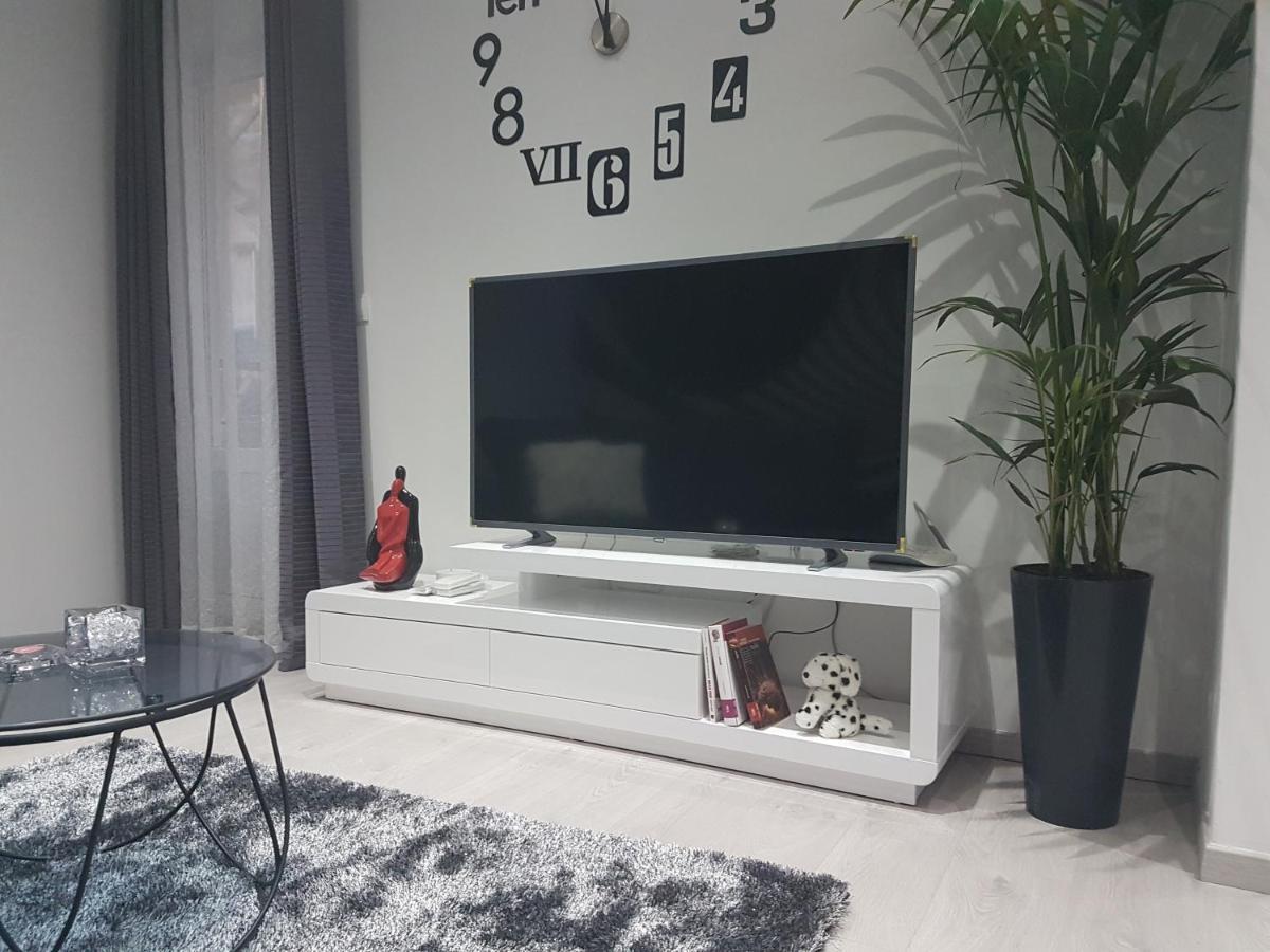 Palladium II City Center Apartments Макарська Екстер'єр фото